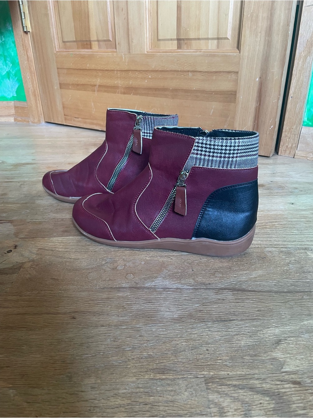 Women's Burgundy and Black Zip Ankle Boots